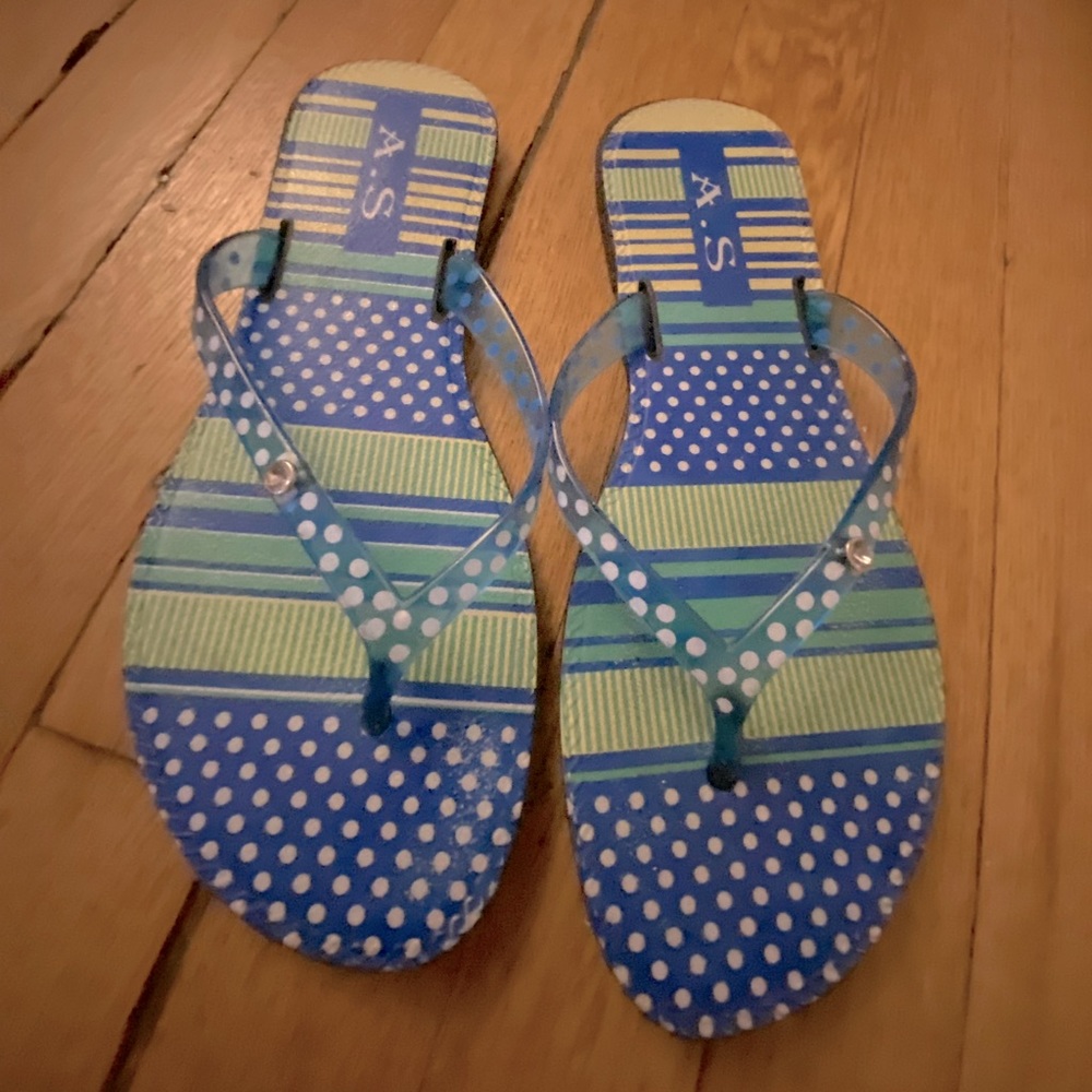 Sandals size s